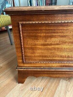 1948 Lane Cedar Hope Chest Pristine Condition Style 2218 TRUNK LOCK DISASSEMBLED