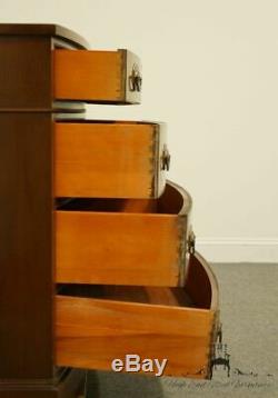 1960's Duncan Phyfe Mahogany 38 Bachelor's Chest of Drawers D731-16