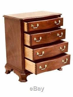 20th C Chippendale Antique Style 4 Drawer Mahogany Bachelors Chest / Dresser
