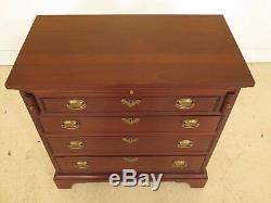 46715EC CRAFTIQUE 4 Drawer Mahogany Bachelor Chest w. Pull Out Tray