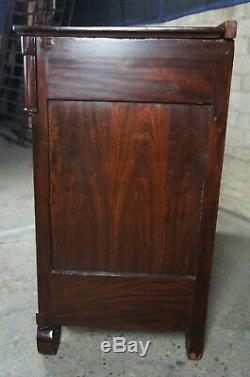 Antique American Empire Flamed Mahogany Serpentine Chest of Drawers or Dresser