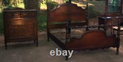 Antique Mahogany Walnut Full Queen Bed Frame Dresser Chest Frieze Bedroom Set