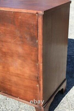 Antique Serpentine Kindel Furniture Mahogany Inlaid Banded Chest Of Drawers
