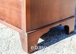 Antique Serpentine Kindel Furniture Mahogany Inlaid Banded Chest Of Drawers