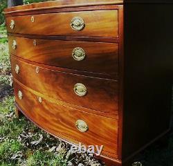 Baker Chippendale Hepplewhite Style Bowfront Mahogany Antique Dresser Chest