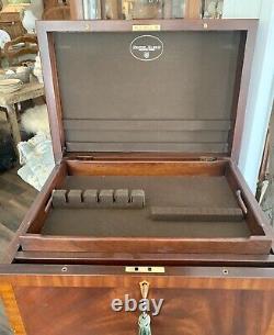Beautiful Henkel Harris Queen Anne Style Mahogany Silver Chest