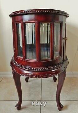 Beautiful Vintage Mahogany Wood Beveled Glass Oval 2 Door Tea Chest Accent Table