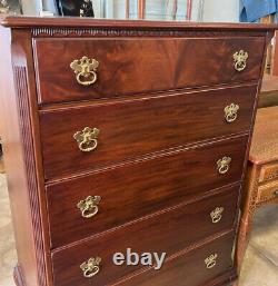 Berkey & Gay Furniture Mahogany High Boy Chest Of Drawers in Superior Condition