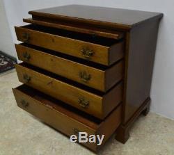 Biggs (Kittinger) Solid Mahogany Chippendale Style Chest of Drawers w. Key