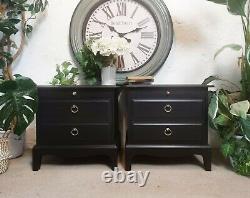 Black Stag Minstrel bedroom set chest of drawers & 2 x bedside tables (pair)