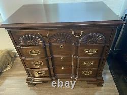 Chippendale Blockfront Chest of drawers