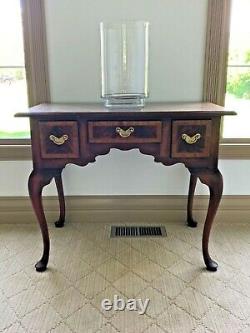 Chippendale Ethan Allen Lowboy chest table, Mahogany & Bird's Eye (Curly) Maple