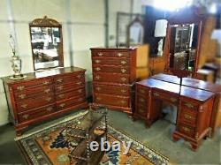 Chippendale Mahogany Bedroom Set Chest Dresser Mirror Bed Wardrobe Sideboard