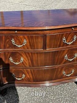 Councill Craftsman Furniture Company Mahogany Chest Of Drawers