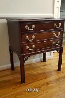 Councill Craftsman Georgian Petite Chest 2 Drawers Bedside/Accent/Lamp FREE SHIP