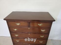 Craftique Chest Two Over Four Drawer Chest Mahogany