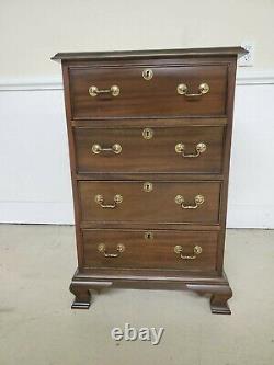 Craftique Four Drawer Nightstand Chest Mahogany