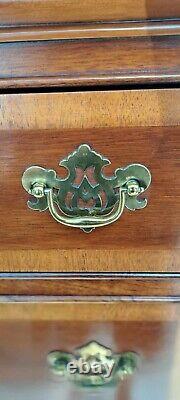 Dixie Furniture Mahogany Banded Chippendale Lingerie Chest 549-380