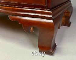 Fine Eldred Wheeler Labeled Mahogany Oxbow Chest Of Drawers