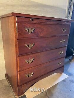 Glass Top VintageBeautySolid Wood Secretary 4 Drawer Bachelor's Chest withPullout