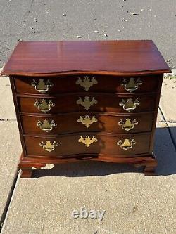 Hickory Chair Company Mahogany Chest Of Drawers James River Collection