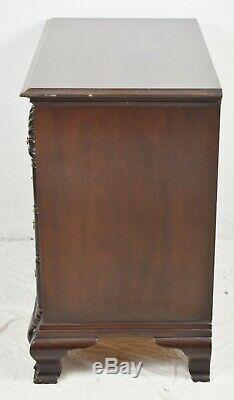 Hickory Chair Mahogany Townsend Goddard Block Front Scallop Chest