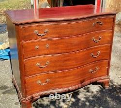 KINDEL Chippendale 4 Drawer Mahogany Chest of Drawers Dresser Serpentine pre1950