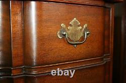 KINDEL Mahogany Chippendale Block Front Chest. Ogee-moulded bracket legs. 1940s