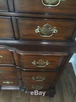Kindel Block Front Chest On Chest Mahogany 6 Drawers withKey