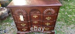 LINK TAYLOR HEIRLOOM SOLID MAHOGANY CHIPPENDALE STYLE Shell Carved Dresser Chest