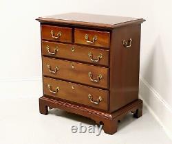 LINK-TAYLOR Heirloom Planters Solid Mahogany Chippendale Bedside Chest D