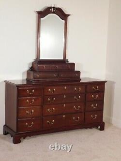 Link Taylor Solid Mahogany 15 Drawer Chippendale Long Chest Dresser & Mirror