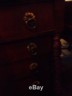 Mahogany Federal Chest Of Drawers 1830'S 1820'S