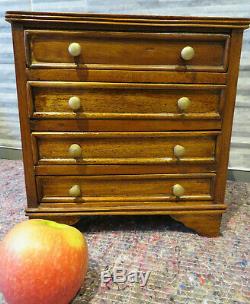 Miniature Chest Of Drawers Cabinet Apprentist Specimum 4 Drawers