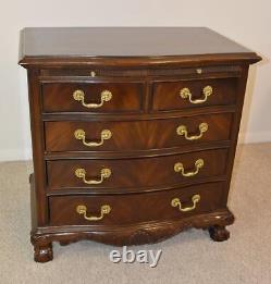 Pair of Drexel Heritage Chippendale Mahogany Night Stands