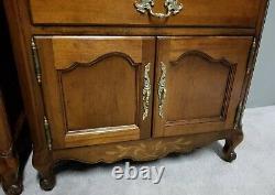 Details about   Pair of WELLINGTON HALL French Provincial Solid Mahogany Nightstands Chests 