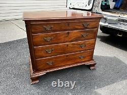 Philadelphia Mahogany Chippendale Diminutive 4 Drawer Chest of Drawers, 1760's