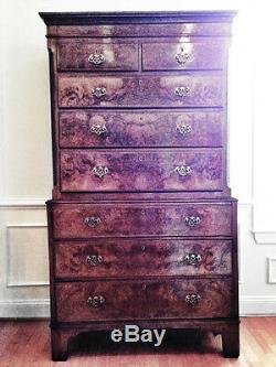 Stunning antique Chippendale mahogany and walnut chest on chest c. 1800