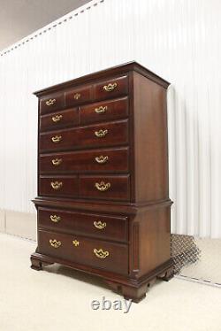 Thomasviile Collector's Cherry Traditional Chest on Chest#10111-320