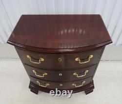 Thomasville Flame Mahogany Chippendale 3 Drawer Night Chest