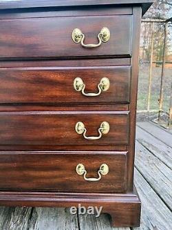 Vintage 1998 Henkel Harris Mahogany Small Side Accent Chairside 4 Drawer Chest 1