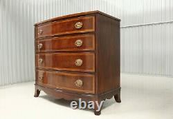 Vintage Banded Mahogany Hepplewhite Bow Front Chest Of Drawers