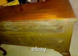 Vintage Caswell-Runyan Mahogany Chippendale Lowboy Cedar Chest