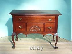 Vintage Chippendale Style Queen Anne Mahogany Shell Carved Cedar Chest Trunk