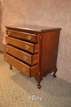 Vintage Four Drawer Queen Anne Bachelors Chest withFluted Columns