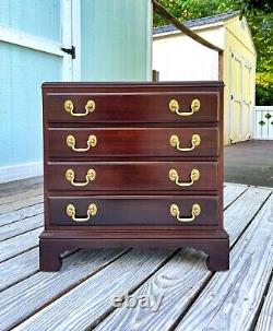 Vintage Georgian Style Ethan Allen 4 Drawer Dark Cherry Finish Accent Chest