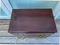 Vintage Georgian Style Ethan Allen 4 Drawer Dark Cherry Finish Accent Chest