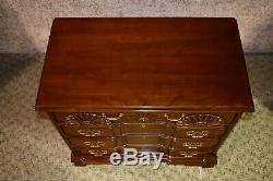 Vintage Harden Solid Mahogany Block Front Goddard Style Bachelors Chest