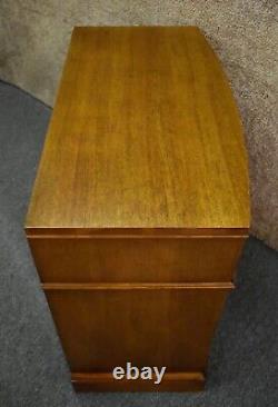 Vintage Hickory Four Drawer Serpentine Mahogany Bachelors Chest