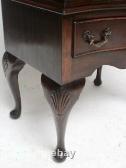 Vintage Queen Anne Style Mahogany Chest of Drawers Commode 6497